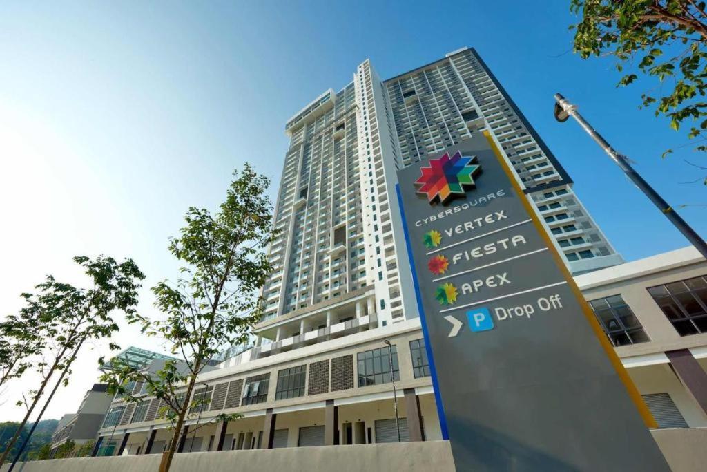 Netflix-Designed Studio Home At Cybersquare, Cyberjaya By Flexihome-My Экстерьер фото